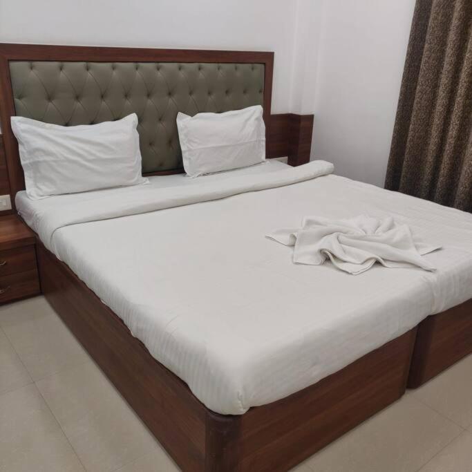 Chillx Comfort Stay 2Bhk Luxury Apt Arpora Exteriör bild